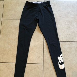 Nike leggings